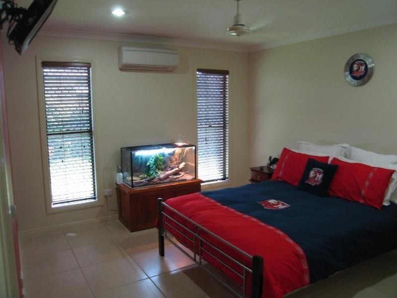 25 Gingham Street, Glenella QLD 4740