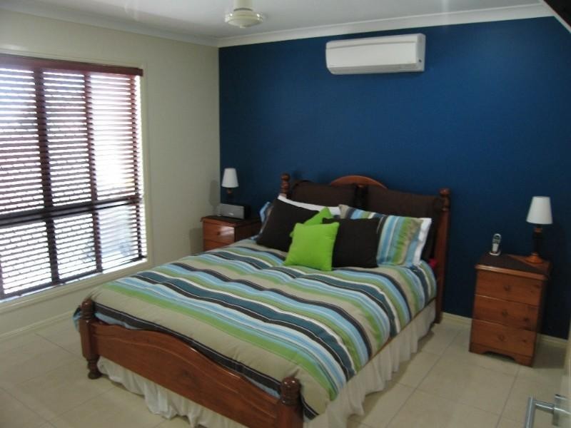 25 Gingham Street, Glenella QLD 4740