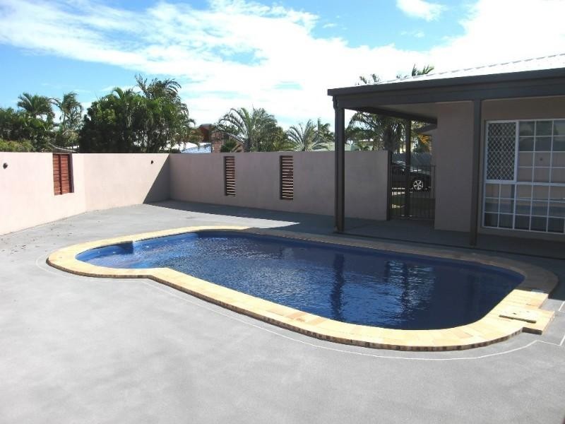 2 Neill Street, East Mackay QLD 4740