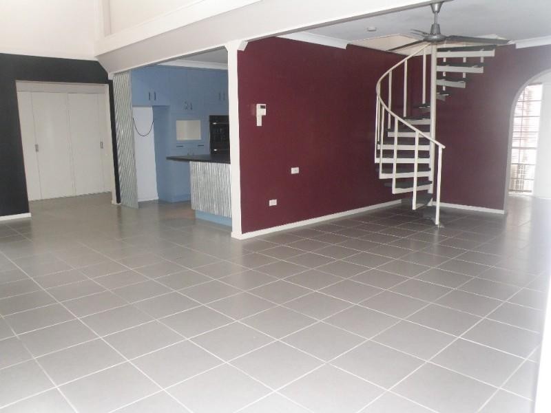 2 Neill Street, East Mackay QLD 4740