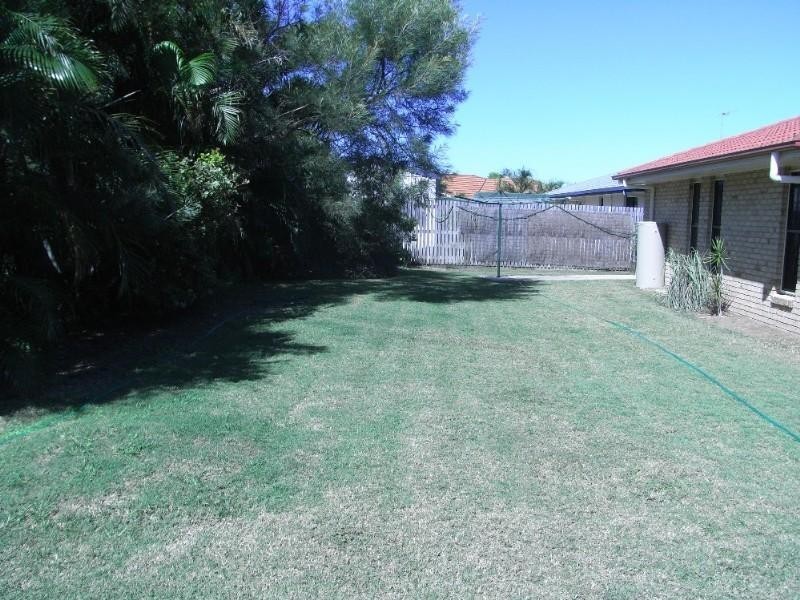 6 Marine Parade, Bucasia QLD 4750