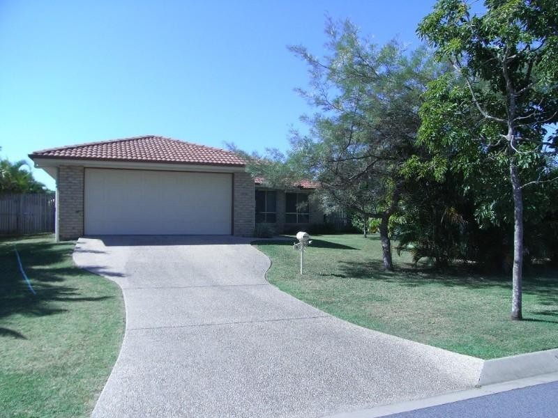 6 Marine Parade, Bucasia QLD 4750