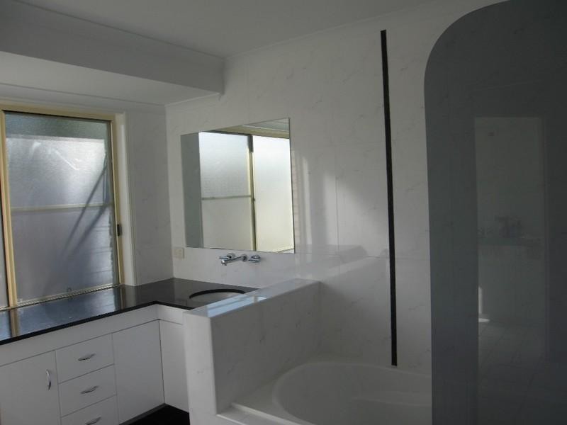 15 Forest Court, Andergrove QLD 4740