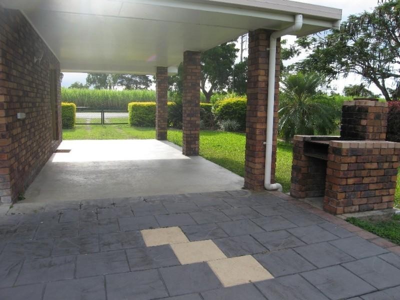 12 McDermotts Road, Calen QLD 4798