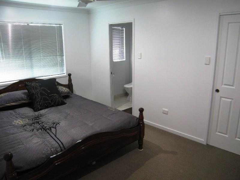 4 Nicklin Drive, Beaconsfield QLD 4740