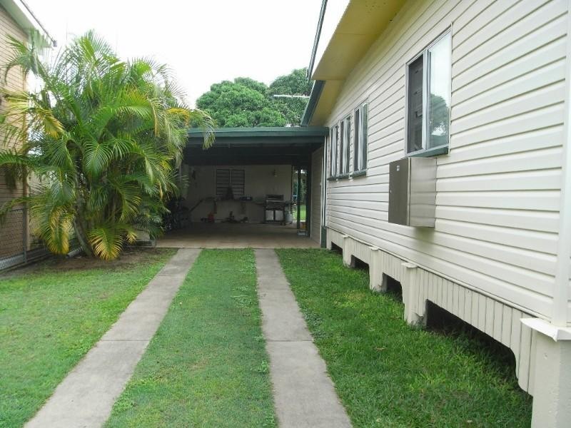 30 Meadow Street, North Mackay QLD 4740