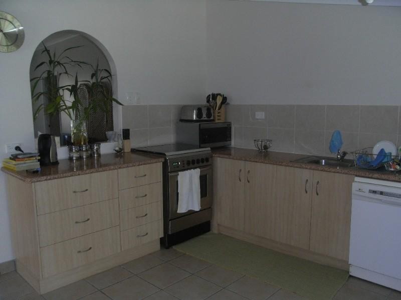 30 Meadow Street, North Mackay QLD 4740