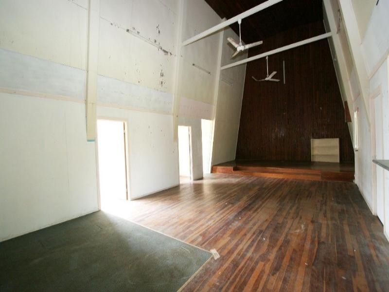 10 Hicks Street, North Mackay QLD 4740