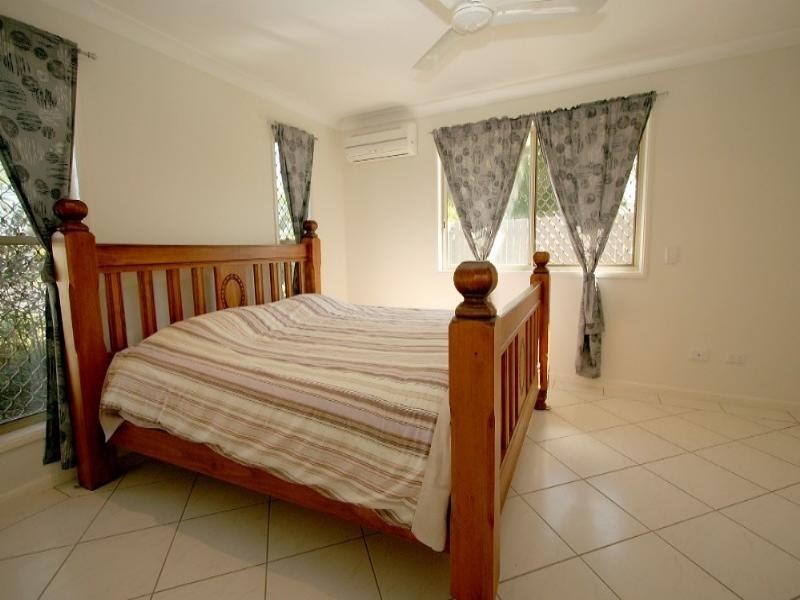 60 Bradman Drive, Glenella QLD 4740