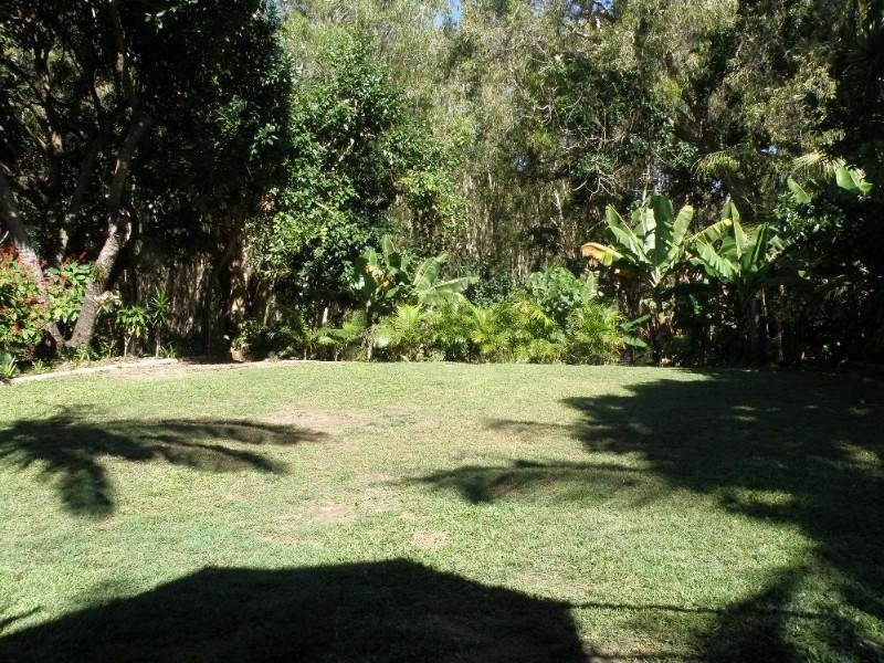 18 Crane Street, Slade Point QLD 4740