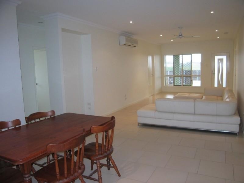 17 Sharp Street, Eimeo QLD 4740