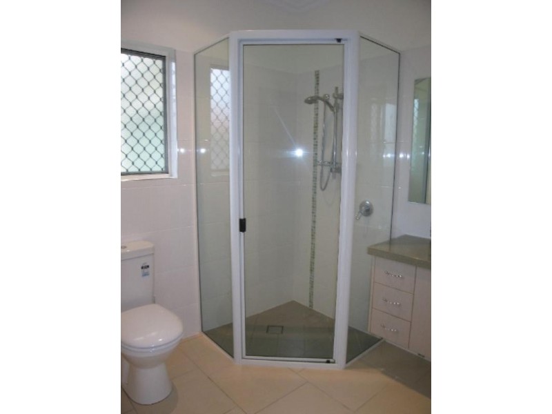 17 Sharp Street, Eimeo QLD 4740