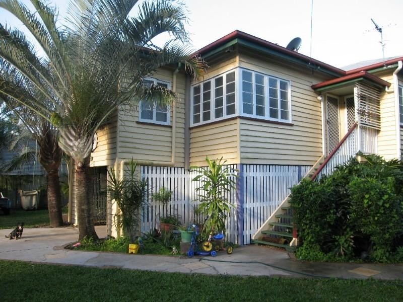 15 Sneyd Street, West Mackay QLD 4740