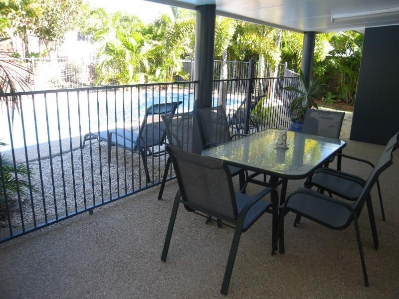 8 Cosford Drive, Eimeo QLD 4740