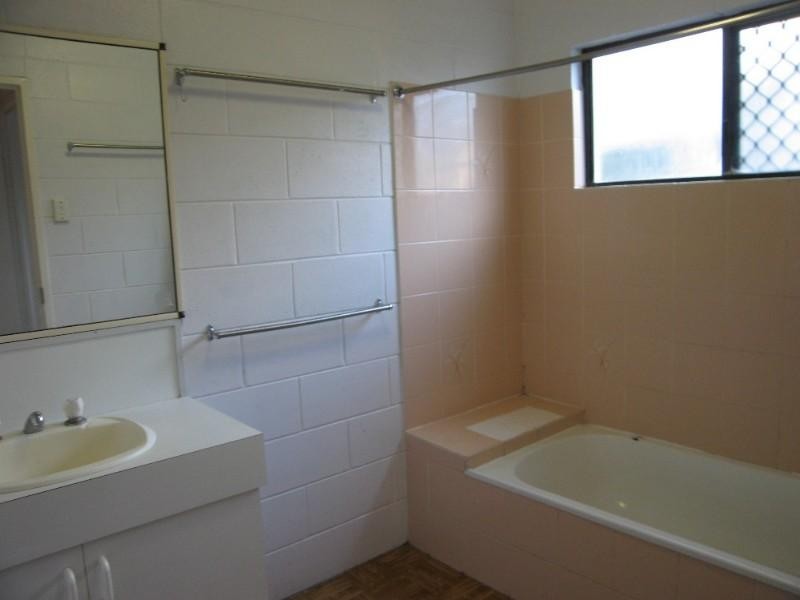 13 Richard Street, Andergrove QLD 4740