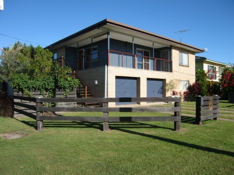 1 Paul Hopkins Street, West Mackay QLD 4740