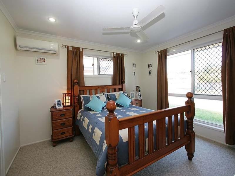 18 Eva Parade, Glenella QLD 4740