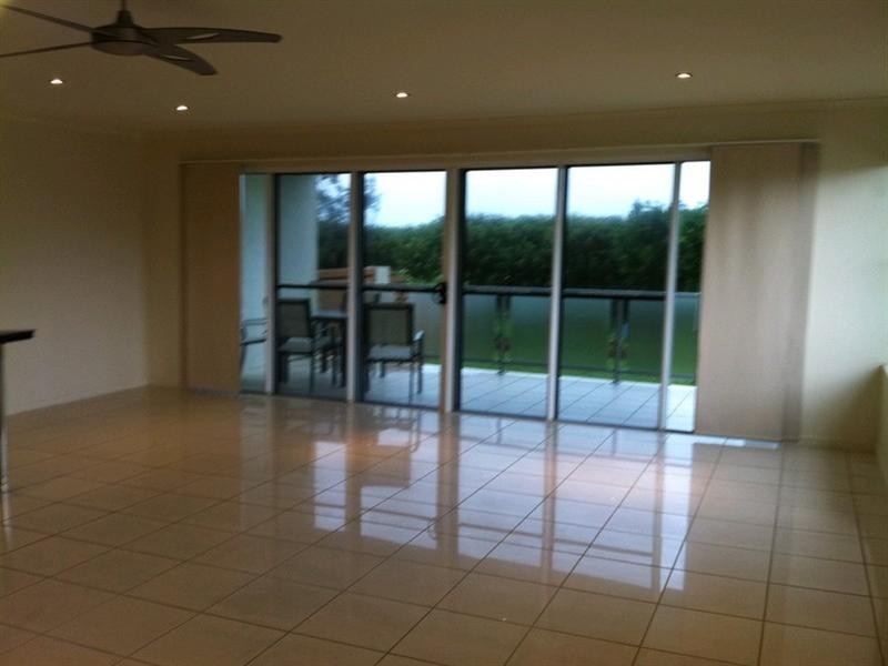 2/19 East Point Drive, Mackay Harbour QLD 4740