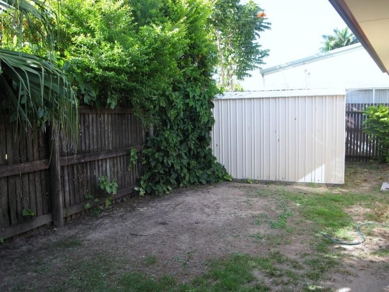 2/14 Raleigh Street, Ooralea QLD 4740