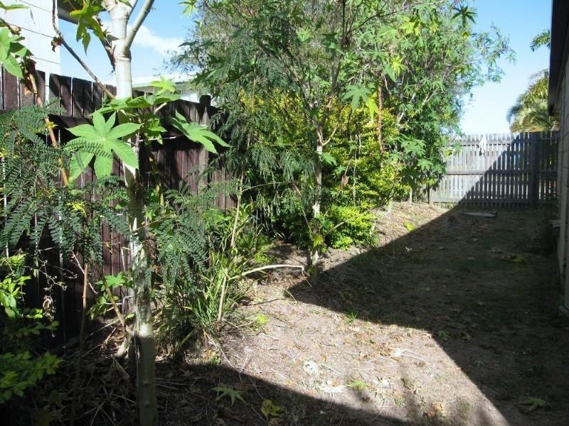 2/14 Raleigh Street, Ooralea QLD 4740