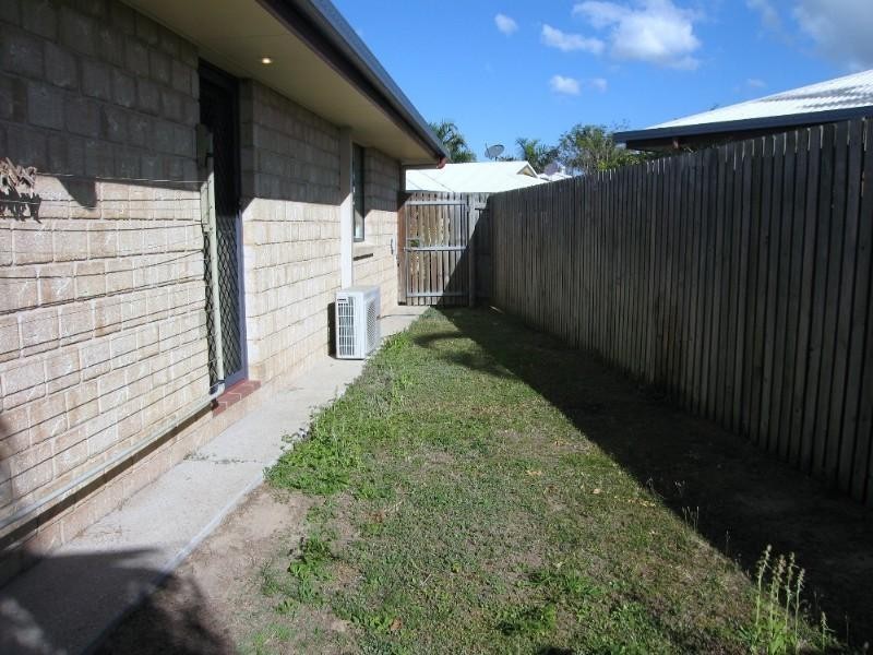 2/14 Raleigh Street, Ooralea QLD 4740