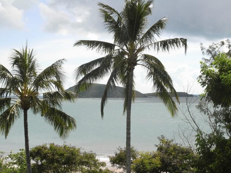 1 Triton Court, Shoal Point QLD 4750