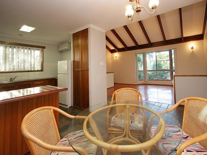 1 Triton Court, Shoal Point QLD 4750