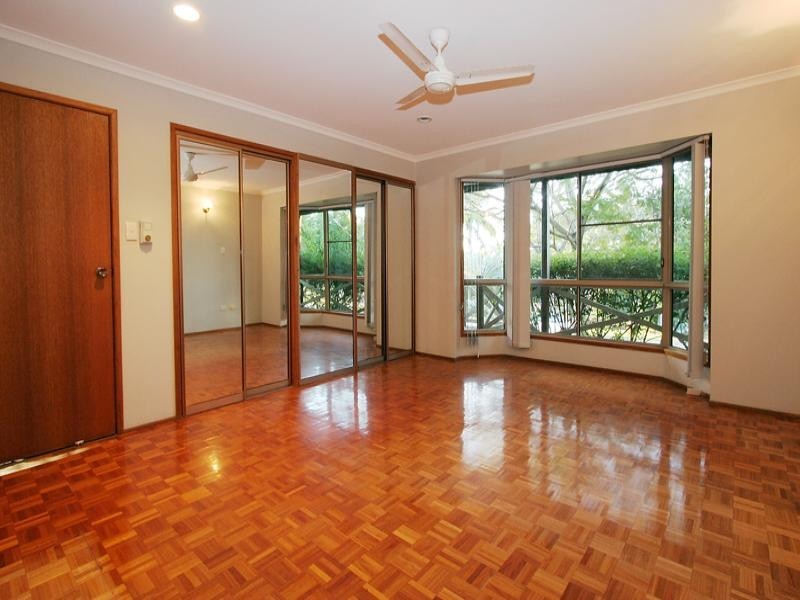 1 Triton Court, Shoal Point QLD 4750