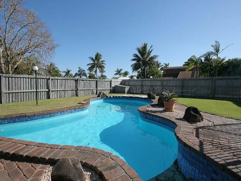 11 Yaralla Avenue, East Mackay QLD 4740