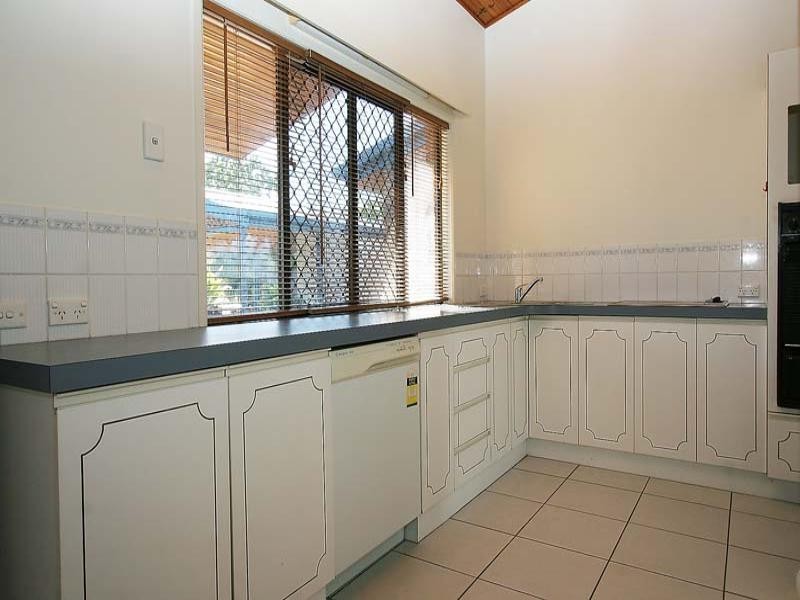 11 Yaralla Avenue, East Mackay QLD 4740