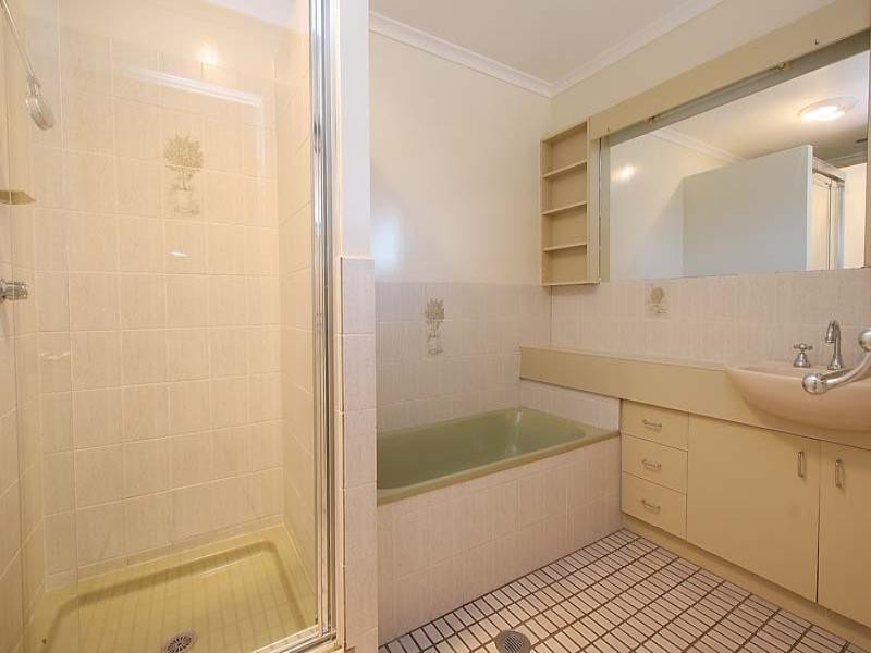 11 Yaralla Avenue, East Mackay QLD 4740
