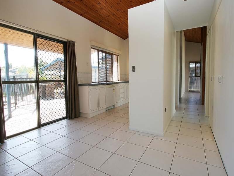 11 Yaralla Avenue, East Mackay QLD 4740