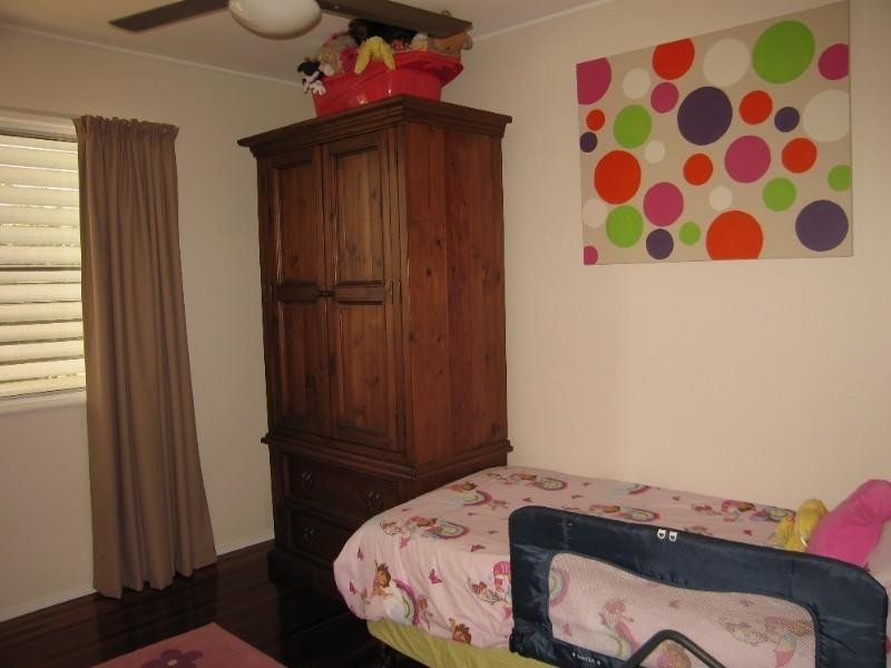 3 Barton Street, West Mackay QLD 4740