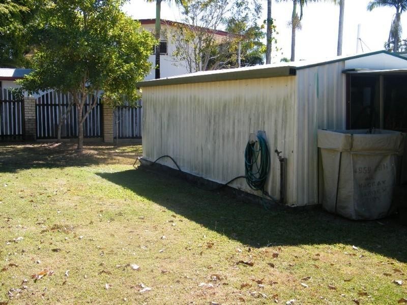 11 Houdewind Street, Eimeo QLD 4740