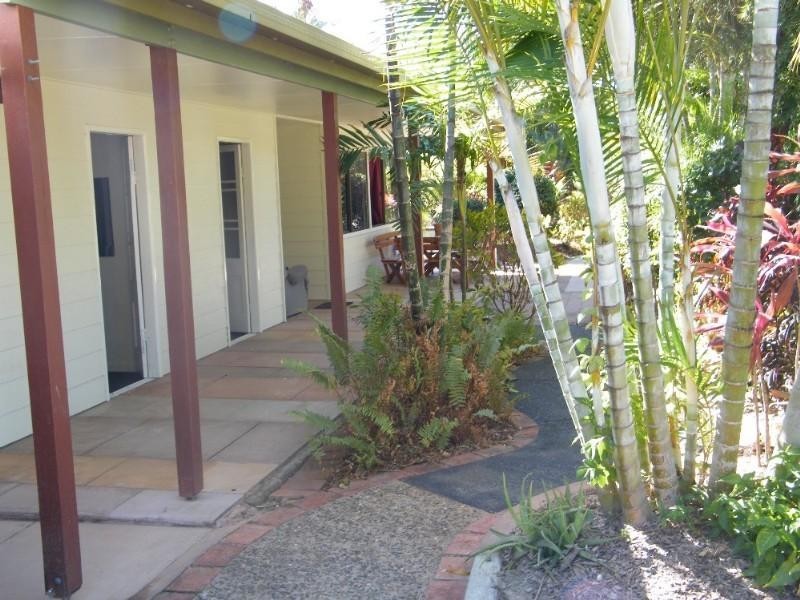 11 Houdewind Street, Eimeo QLD 4740