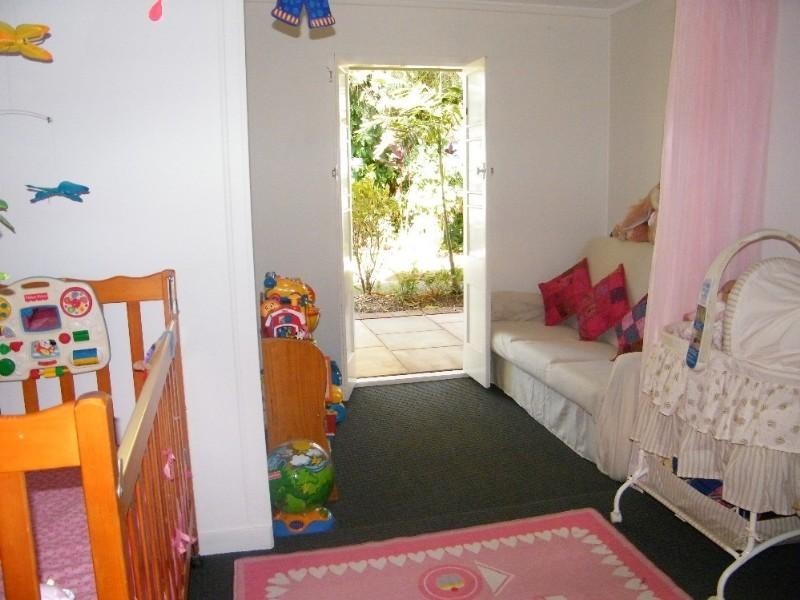 11 Houdewind Street, Eimeo QLD 4740