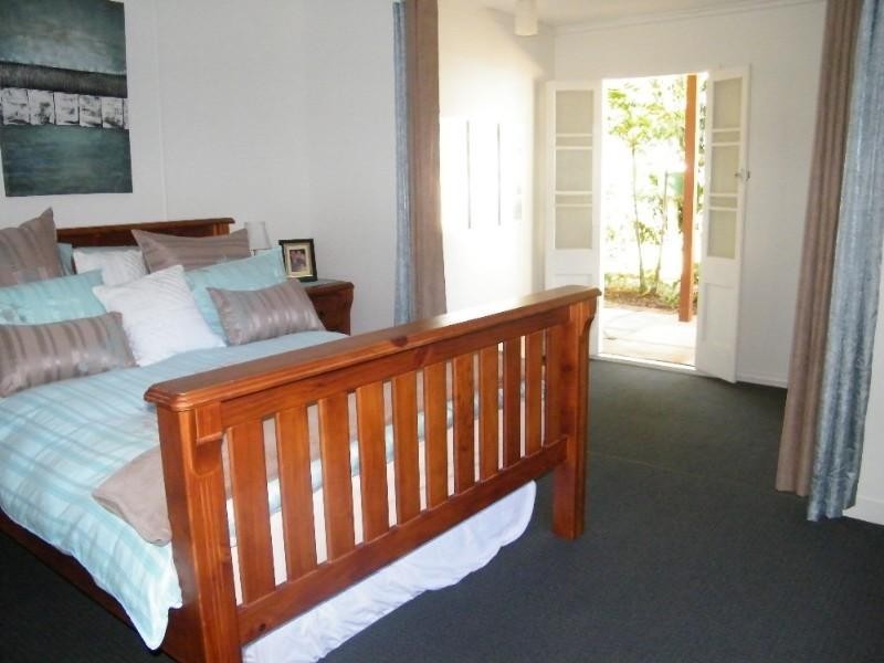 11 Houdewind Street, Eimeo QLD 4740