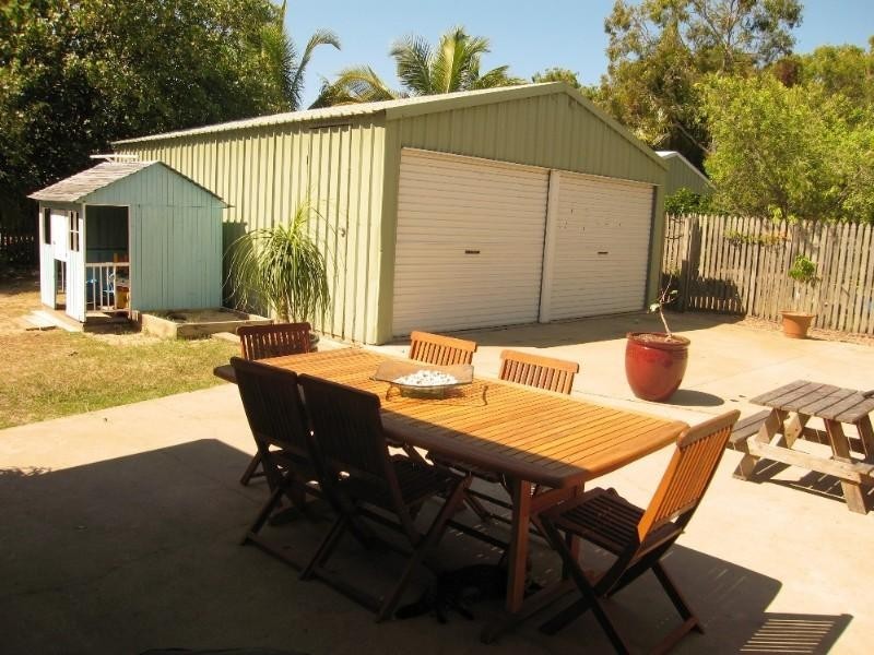 9 Blacksmith Street, Slade Point QLD 4740