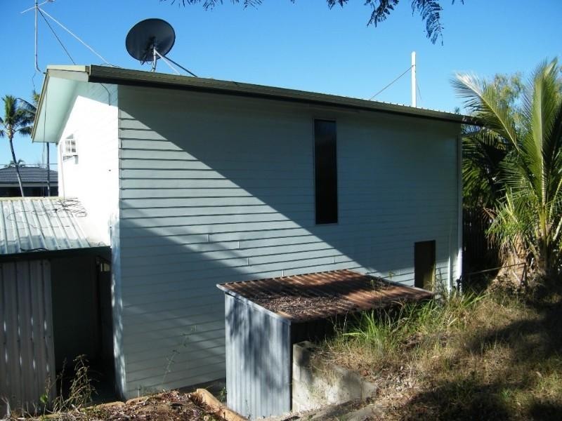 11 Pelican Street, Slade Point QLD 4740