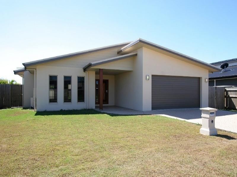 63 Gingham Street, Glenella QLD 4740