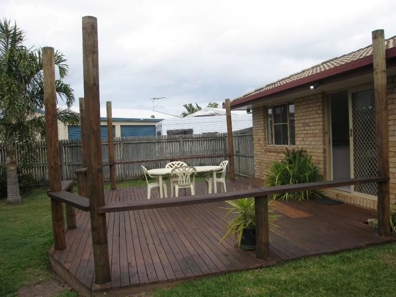 18 Edinburgh Place, Beaconsfield QLD 4740