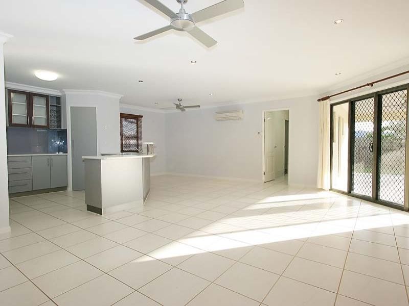 19 Stuart Hindle Drive, Mount Pleasant QLD 4740