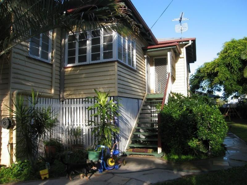 15 Sneyd Street, Mackay QLD 4740