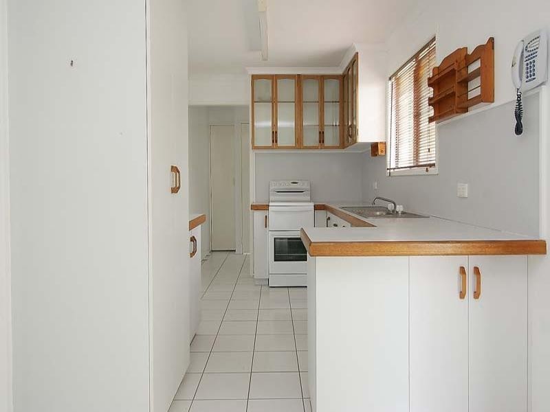 2 Shane Court, Andergrove QLD 4740