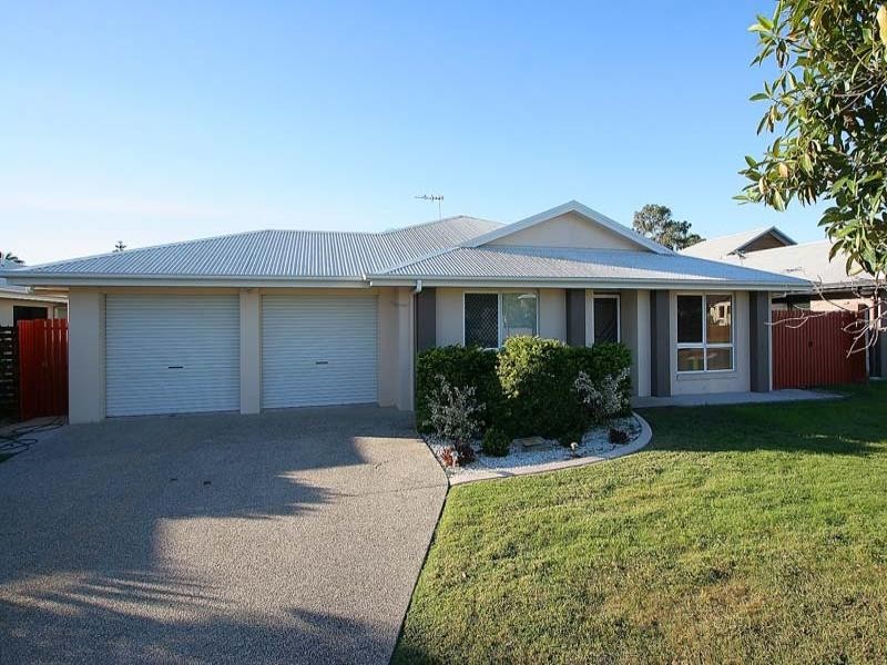18 Eva Parade, Glenella QLD 4740