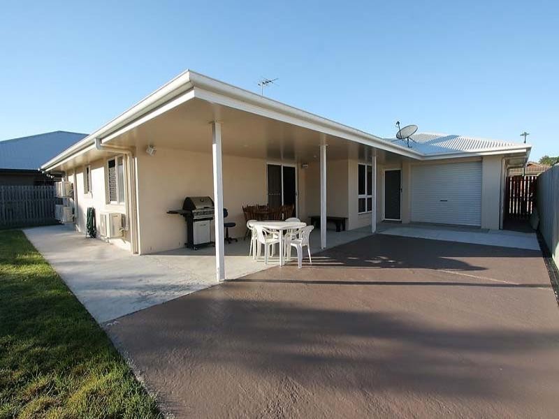 18 Eva Parade, Glenella QLD 4740