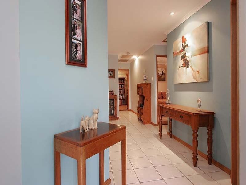 42 Amhurst Street, Slade Point QLD 4740