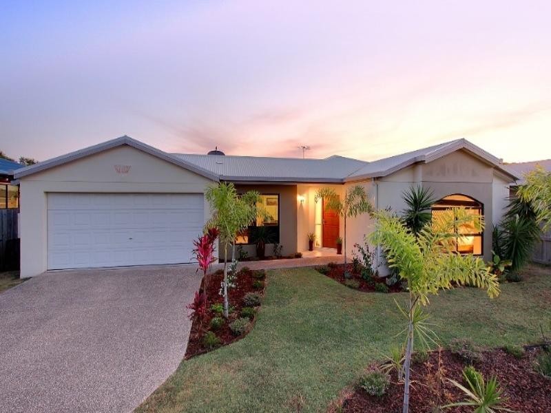 21 Michelle Crescent, Bucasia QLD 4750