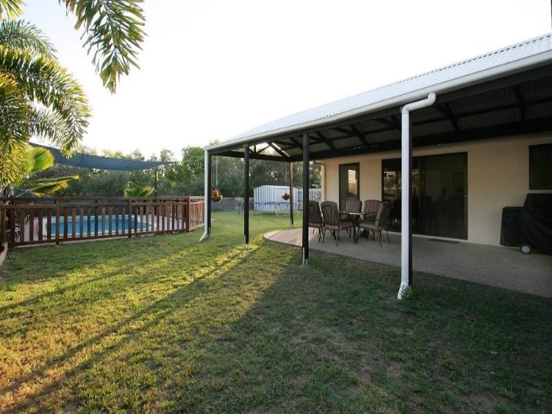 21 Michelle Crescent, Bucasia QLD 4750
