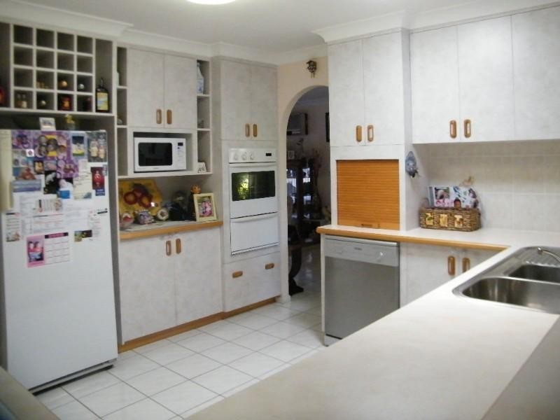 17 Hayman Court, Bucasia QLD 4750